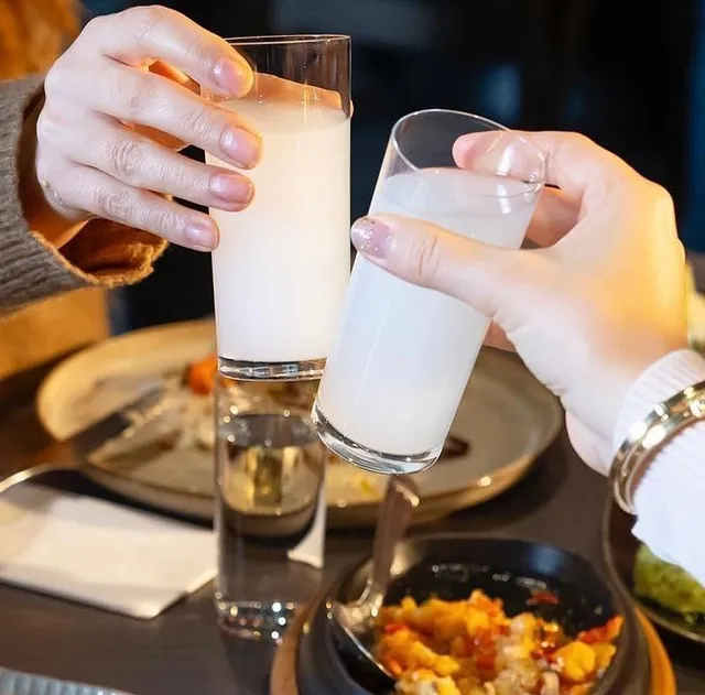 Rakı sofrası