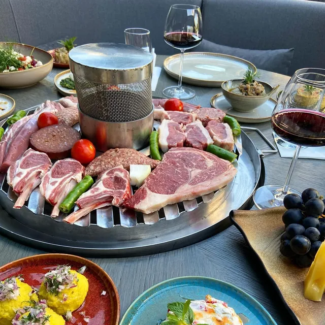 Izgara et ve mangal tabağı — Şivekar Beylikdüzü